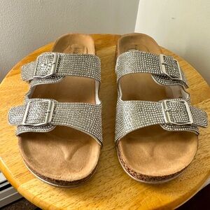 Birk Style Nicole Miller NYC sandals rhinestones, rainbows, so clean! Size 7.